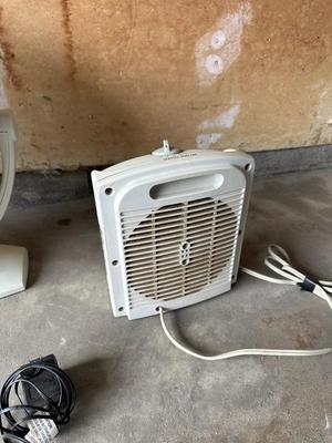 LAKEWOOD 12” AIR 360 FAN, HEATER FAN AND DIRT DEVIL HAND HELD VACUUM