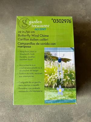 BRAND NEW 22” BUTTERFLY WIND CHIME