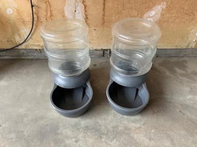 PET GRAVITY WATER DISPENSARY