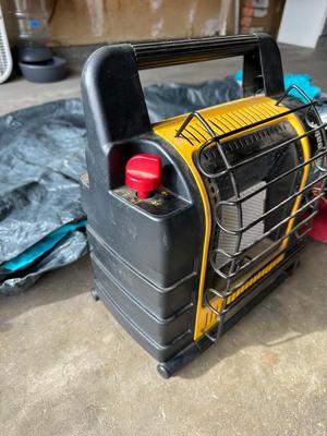 TENT AND GAS-FIRED PORTABLE HEATER