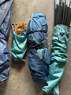 TENT WITH CARRYING BAG