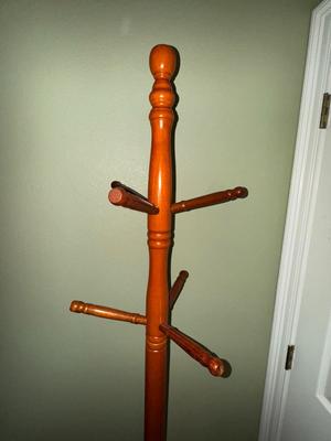 Maple Hat Rack