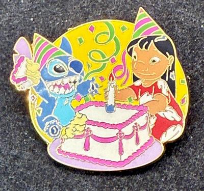 Sale Photo Thumbnail #344: In very good condition. The pin is part of the Holiday Pin Collection series from 2005.