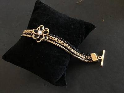 Anne Taylor Designer Bracelet