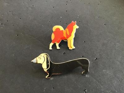 Vintage Pins Dogs
