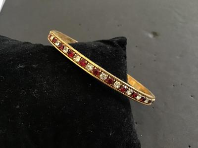 Gorgeous Rhinestone Bangle