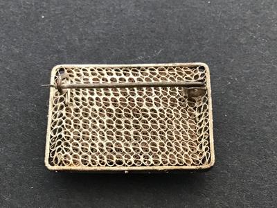 Vintage Brooch In Filagree Setting Orange Stone