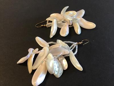 Beautiful Large Richelieu Shell Glass Bead Statement Earrings