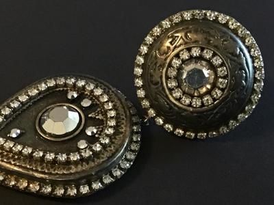 Gorgeous XX long Statement Earrings Clip on