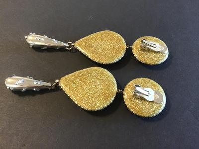 Gorgeous XX long Statement Earrings Clip on