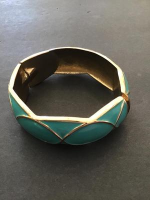 Gold tone turquoise enamel hinged bangle