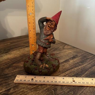 Sale Photo Thumbnail #819: Tom Clark Gnome Figurine - WIlbur - 1985
Approx. 6.5" Tall x 5" Wide
Excellent condition.