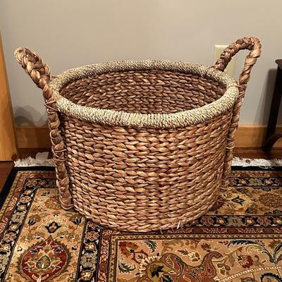 Sale Photo Thumbnail #307: Huge Woven Basket with Handles 20" diameter; 15" tall without handles, excellent condition