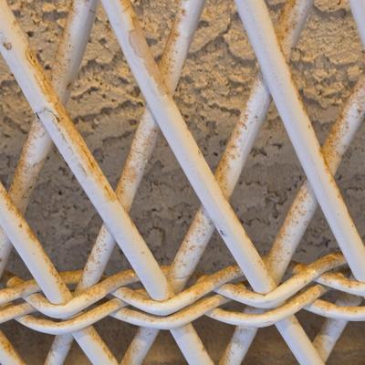 LOT 565O: Wicker Couch and Chair with Cushions