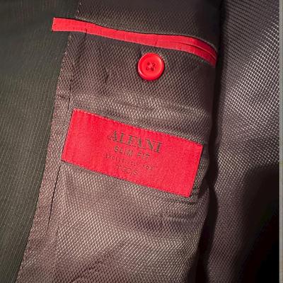 Sale Photo Thumbnail #418: Lot of 5 Mens Suit Jackets - brands and sizes shown in photos