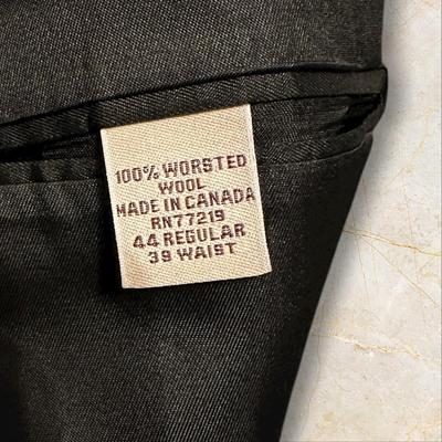 Sale Photo Thumbnail #423: Lot of 5 Mens Suit Jackets - brands and sizes shown in photos