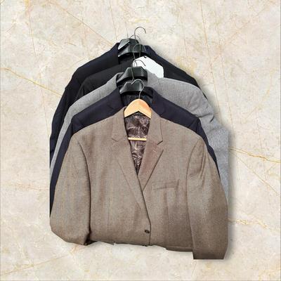 Sale Photo Thumbnail #407: Lot of 5 Mens Suit Jackets - brands and sizes shown in photos