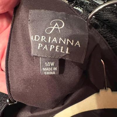 Sale Photo Thumbnail #347: 5 Womens Lot of Tops/Dresses #1 - brands and sizes shown in photos - mainly XL/14-16