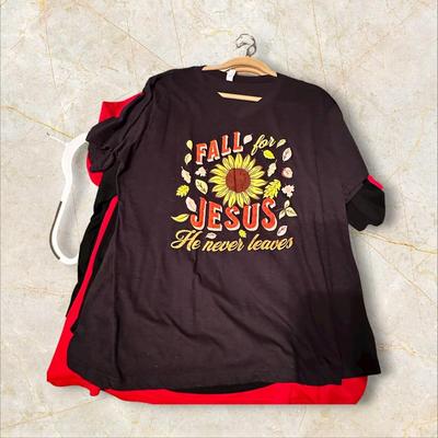 Sale Photo Thumbnail #377: 4 Seasonal Womens TShirt Tops XL/2XL