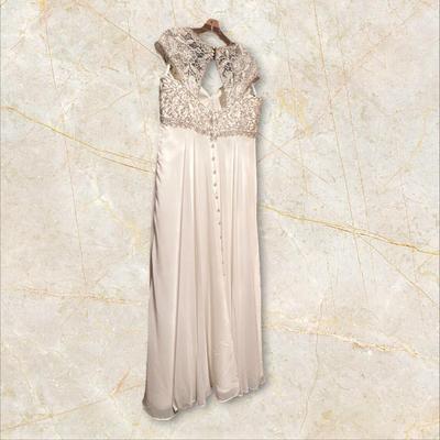 Sale Photo Thumbnail #400: Bridal Gown by Allure Bridals, Has Been Altered (was a 16)