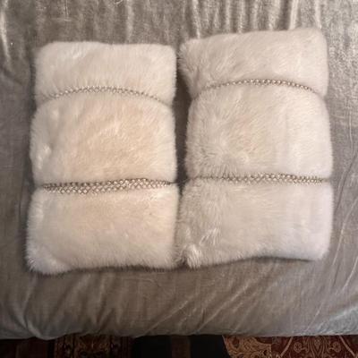 Sale Photo Thumbnail #222: *Queen Size Sea Foam Velveteen Bedding with Bedspread, Cover by Lili Allessandra, Dust Ruffle and 4 Pillows