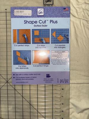 Shape Cut Plus Slotted Ruler