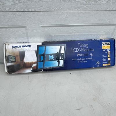 LOT 522G: New in Package Hardware - Lock Sets, TV Mount and More