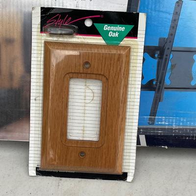 LOT 522G: New in Package Hardware - Lock Sets, TV Mount and More