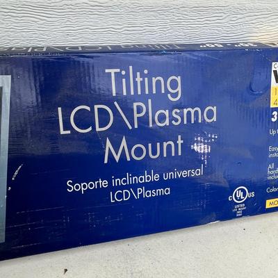 LOT 522G: New in Package Hardware - Lock Sets, TV Mount and More