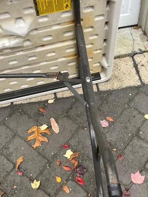 LOT 526G: Lifetime 6ft Folding Table