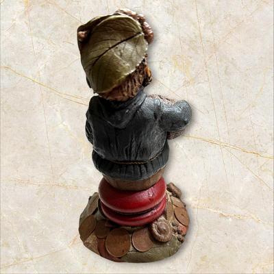 Sale Photo Thumbnail #801: Tom Clark Figurine "Duncan" 1989 7" Tall