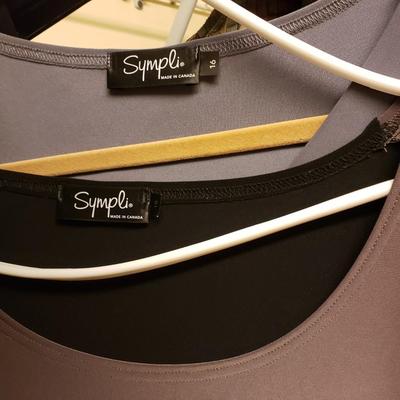 LOT 590MBC: Designer Closet Contents-Many Different Brands