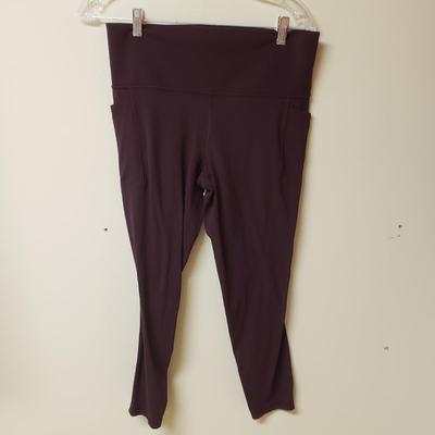 LOT 591MBC: Athleta New with Tags Stretch Jacket with Yoga & Legging Pants