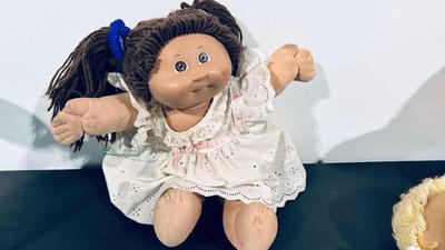 1980’S ORIGINAL CABBAGE PATCH KIDS, a BLONDE A BRUNETTE AND A GINGER HAIRED DOLLS
