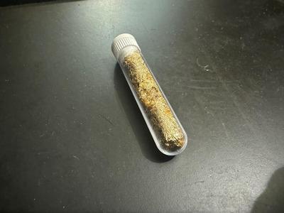 SMALL CONTAINER OF GOLD LEAF