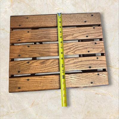 Sale Photo Thumbnail #684: *Wood End / Side Table with Log Legs
Height 18"
Width 18"
Depth 14"