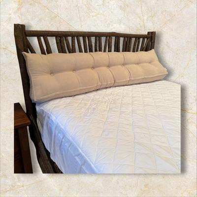 Sale Photo Thumbnail #636: King Pillow Length of Bed