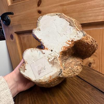 Sale Photo Thumbnail #730: Animal Decor -Squirrels and Bear
Squirrels are lightweight material, bear is wood.