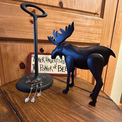 Sale Photo Thumbnail #754: Cabin Decor Lot- metal moose, beer/bar flipover sign, metal paper towel holder, and moose ornament