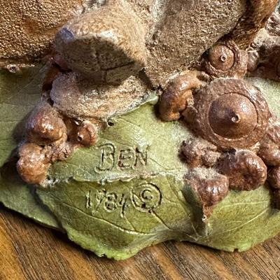 Sale Photo Thumbnail #794: Tom Clark and Bear Figurine (nose chipped) 8" Tall