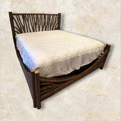 Sale Photo Thumbnail #899: Mattress Protector / Cover for King Bed (bed listed separately)