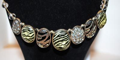 Stiff Wired JEWELED & TIGER STYLE NECKLACE with Oblong Disks on a Silver Tone Band 5" Diameter ADJUSTABLE