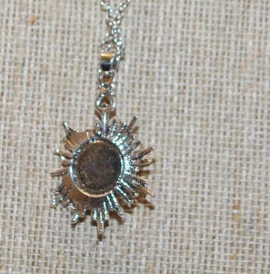 "Spikey" Sun PENDANT (1" Diameter) with a Round Beige Opaque Stone on a Silver Tone Necklace Chain 18" L