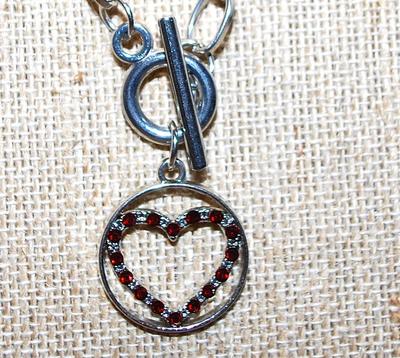 Bejeweled RED & CLEAR STONES HEART PENDANT NECKLACE Set in a Silver Tone CIRCLE and Thin Link Chain & TOGGLE CLASP 20" L