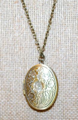 Oval Flowered Brass Style Locket PENDANT (1¼" x 1") on a Dark Gold Tone Necklace Chain 20" L
