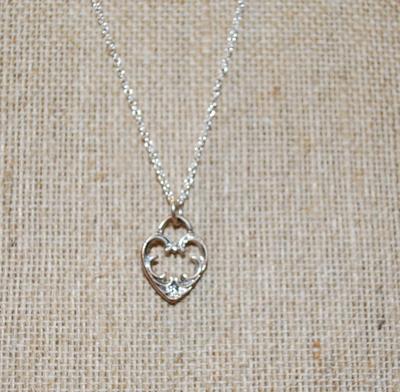 Small Graphic Designed Heart Shaped PENDANT (¾" x ½") on a Silver Tone Adjustable Necklace Chain 14"-18" L