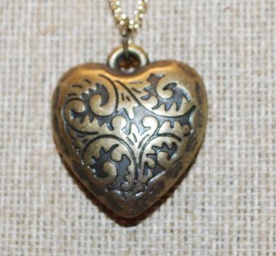 CLOSED Graphic Designed "Puffy" Heart Locket PENDANT (1¼" x 1") on a Gold Tone Adjustable Necklace Chain...