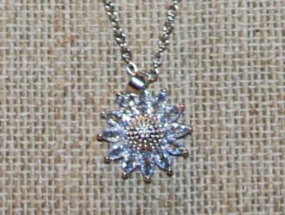 12 Point "Sunflower Star" PENDANT (¾" Diam.) on a Silver Tone Necklace Chain 18" L