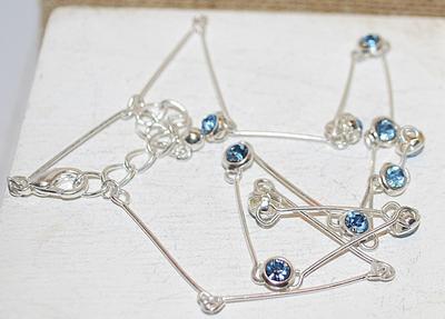 Light Blue Stones and Silver Tone NECKLACE (17" L) & BRACELET (1¾" Circ.) Set with Lobster Clasps