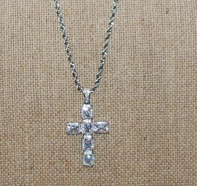 Large Rectangle Beveled Clear Stones CROSS 1½" x ¾" on a Heavy Twisted Style Silver Tone Necklace Chain 18" L